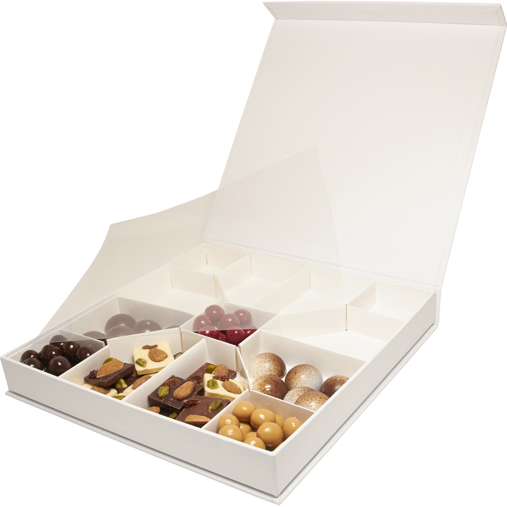 PURE WHITE magnet 13 desserts