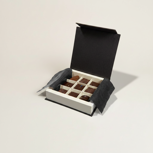 [BXR210990] Prestige magnetic closure square box 9 chocolates